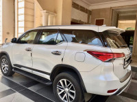 Pearl White Toyota Fortuner 3.0 4x4 MT