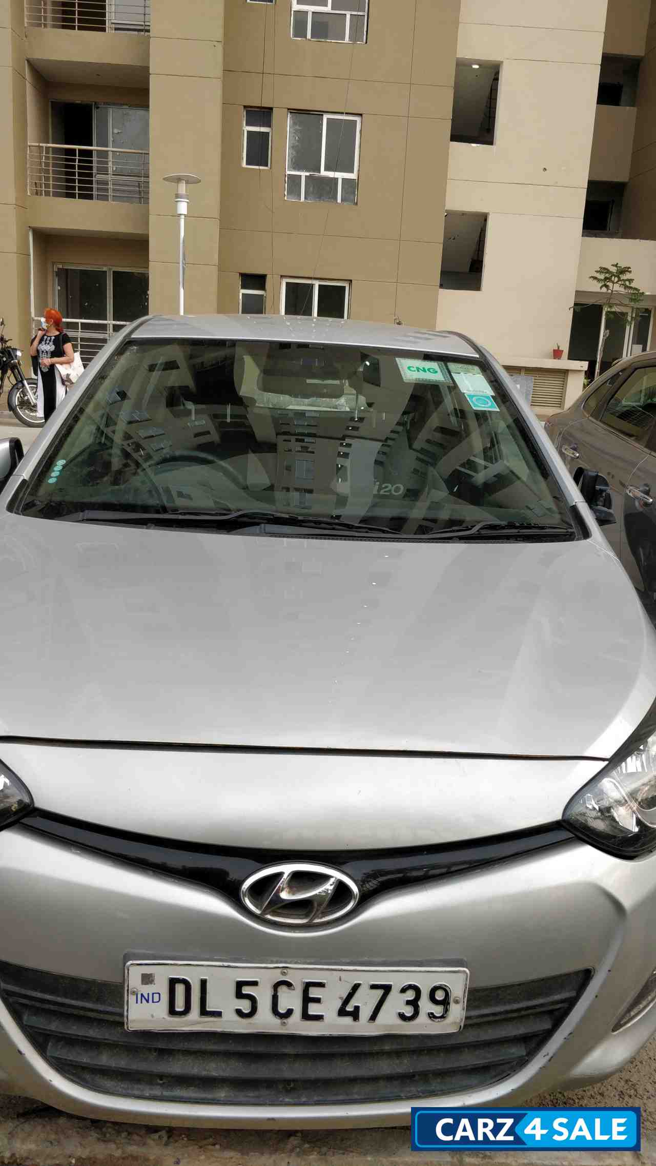 Silver Hyundai i20 Sportz 1.2