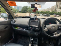 Silver Grey Renault Kwid RXT