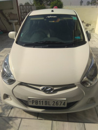 White Hyundai Eon Era plus