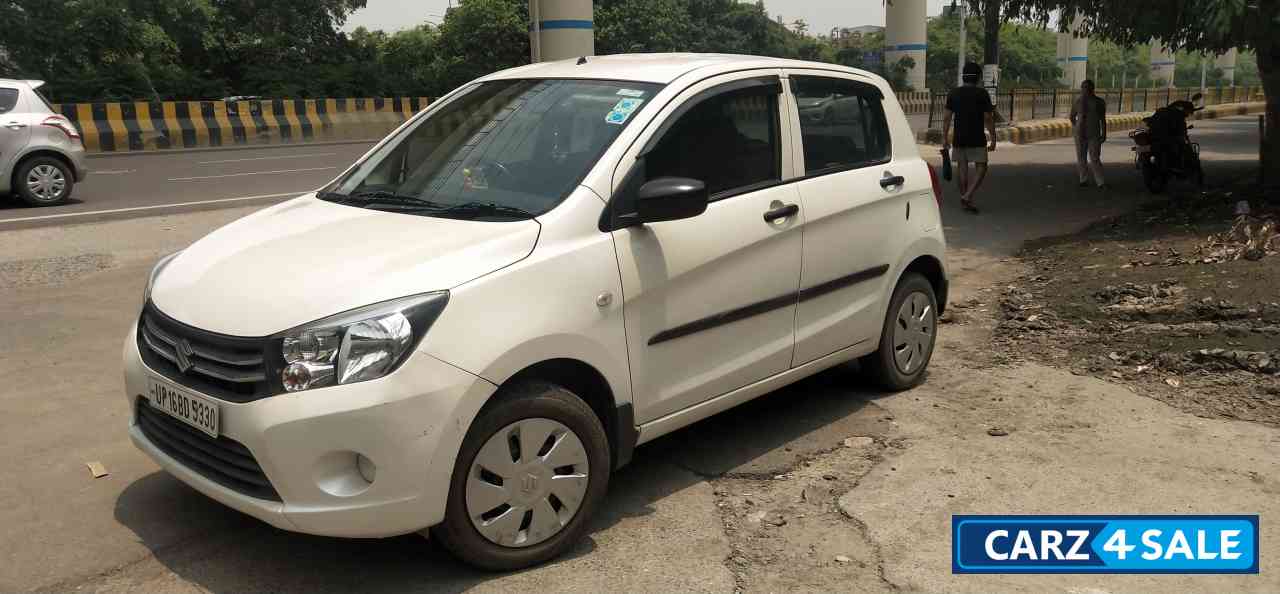 White Maruti Suzuki Celerio VXI O Petrol