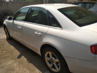 White Audi A4 2.0 TDI 177 bph Premium