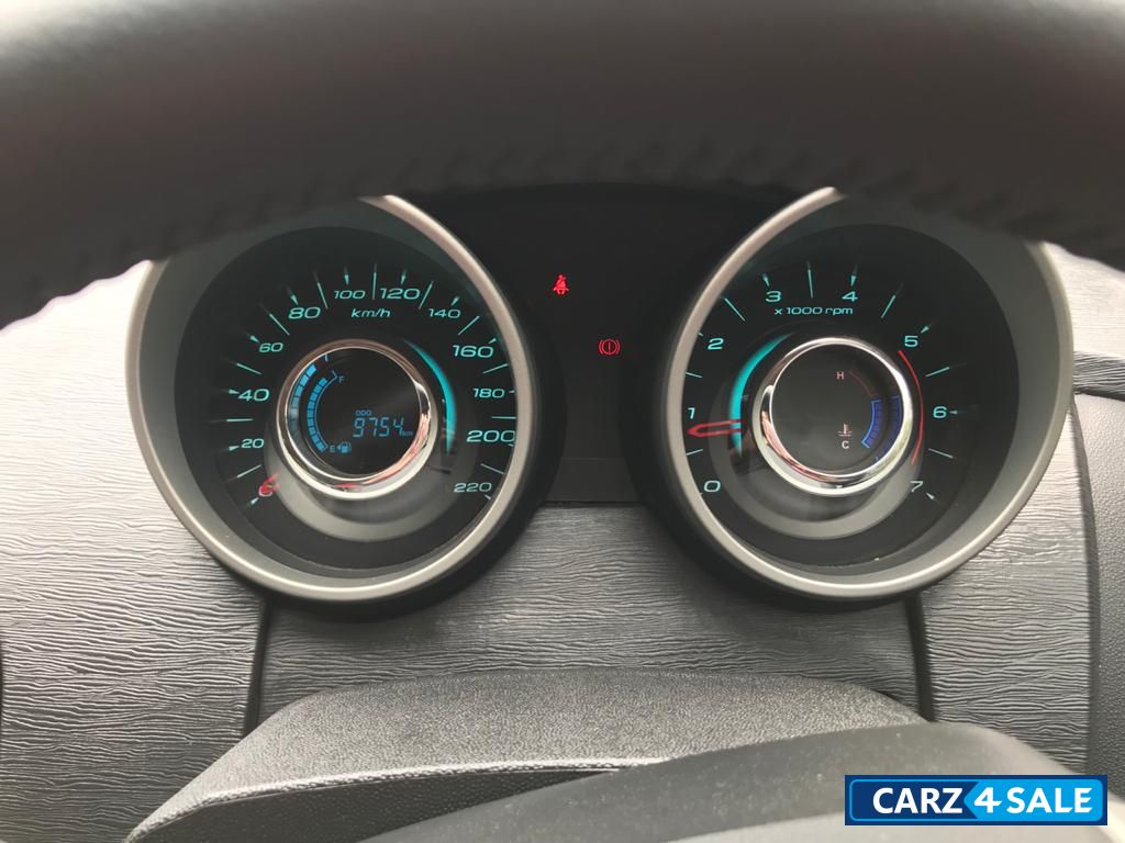 Red Mahindra XUV 500 W9 BS4 N FWD Diesel