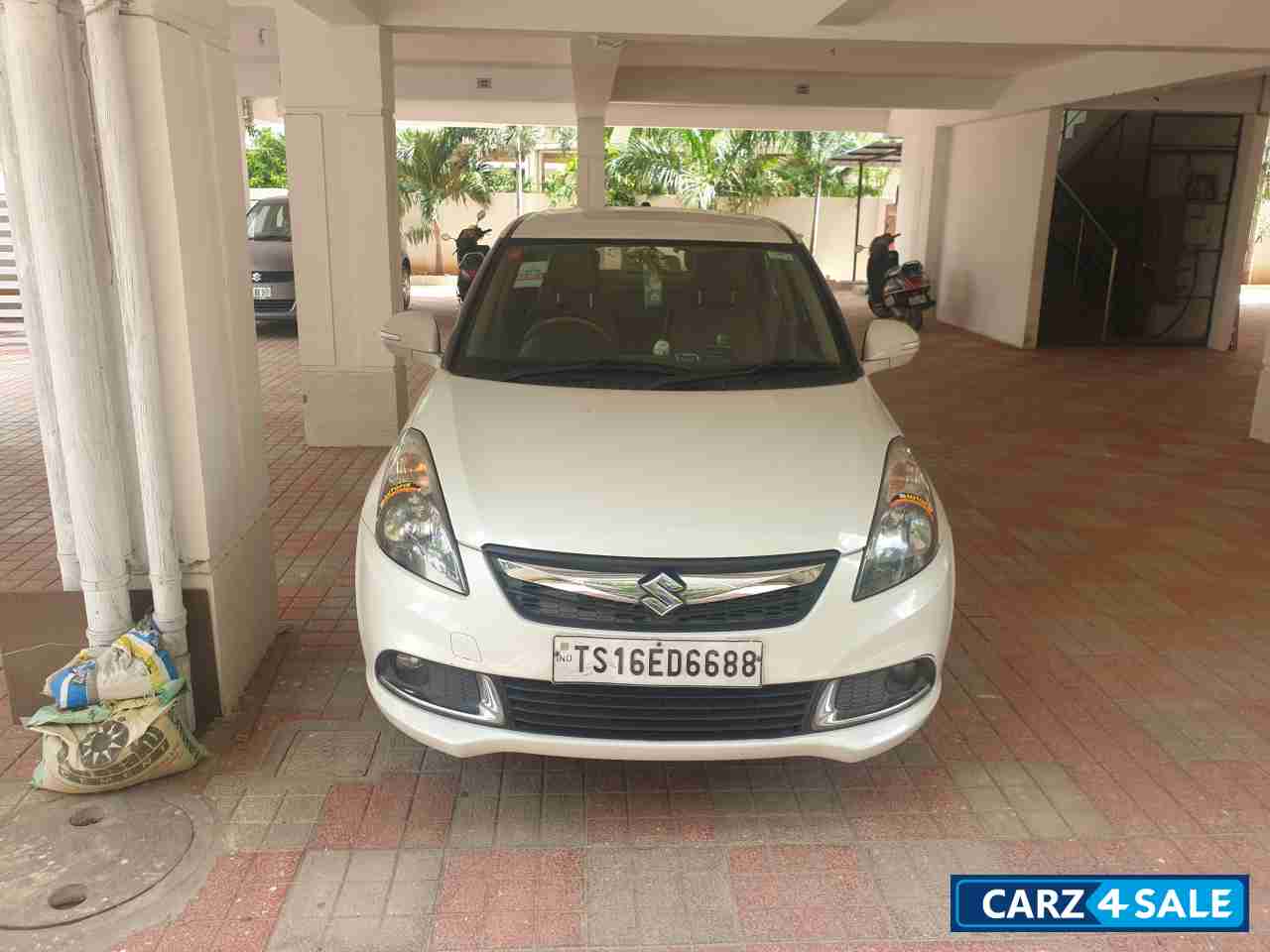 White Maruti Suzuki Swift DZire Petrol ZXi