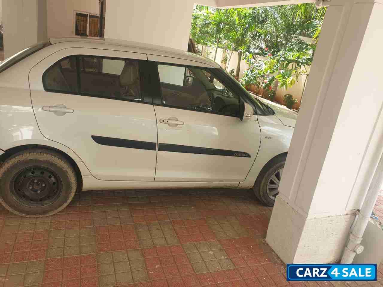 White Maruti Suzuki Swift DZire Petrol ZXi