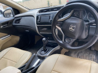 Honda City 1.5 V MT