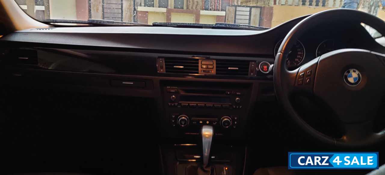 BMW 3-Series 320d Sport Line