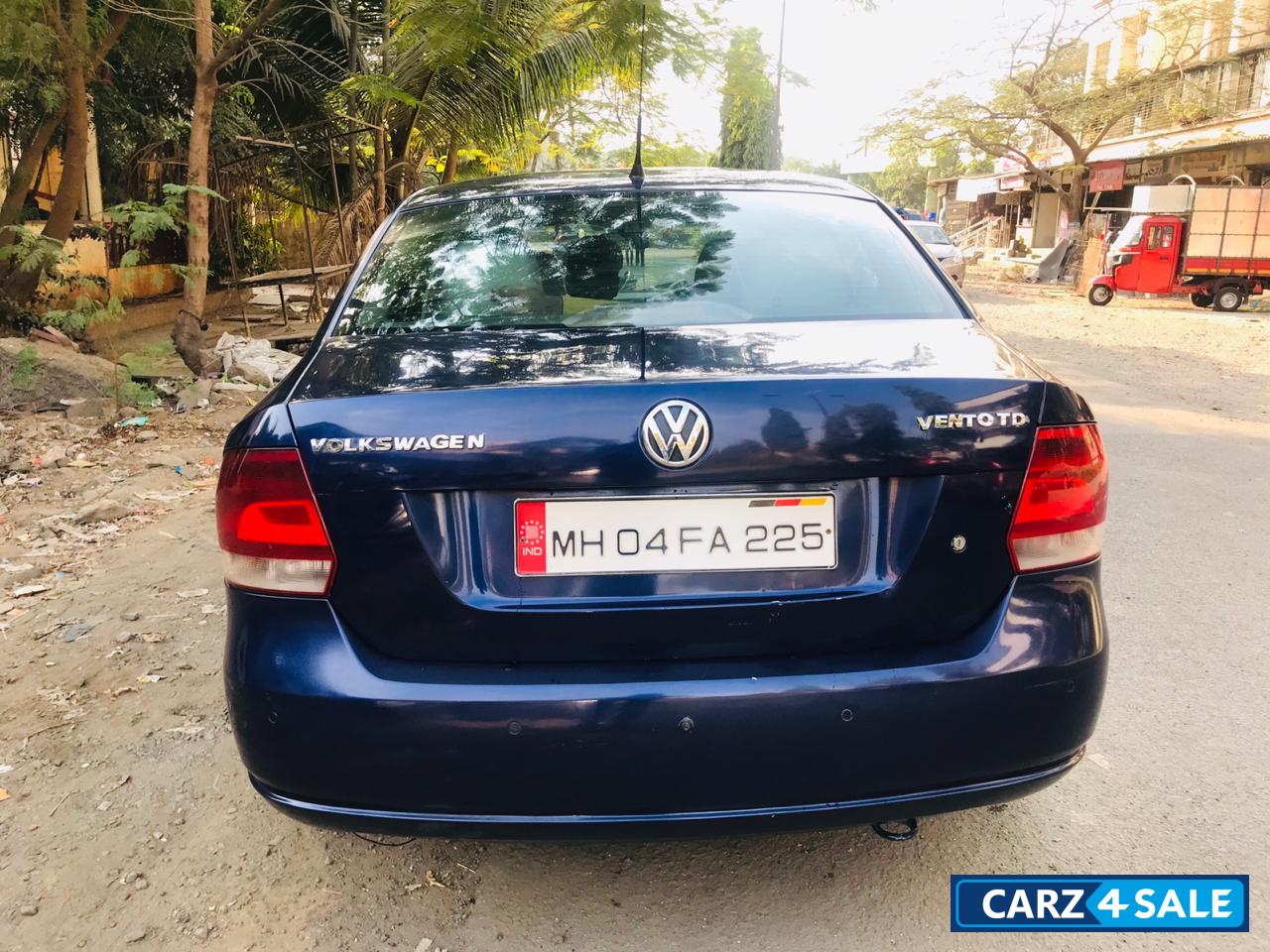 Blue Volkswagen Vento Diesel TD