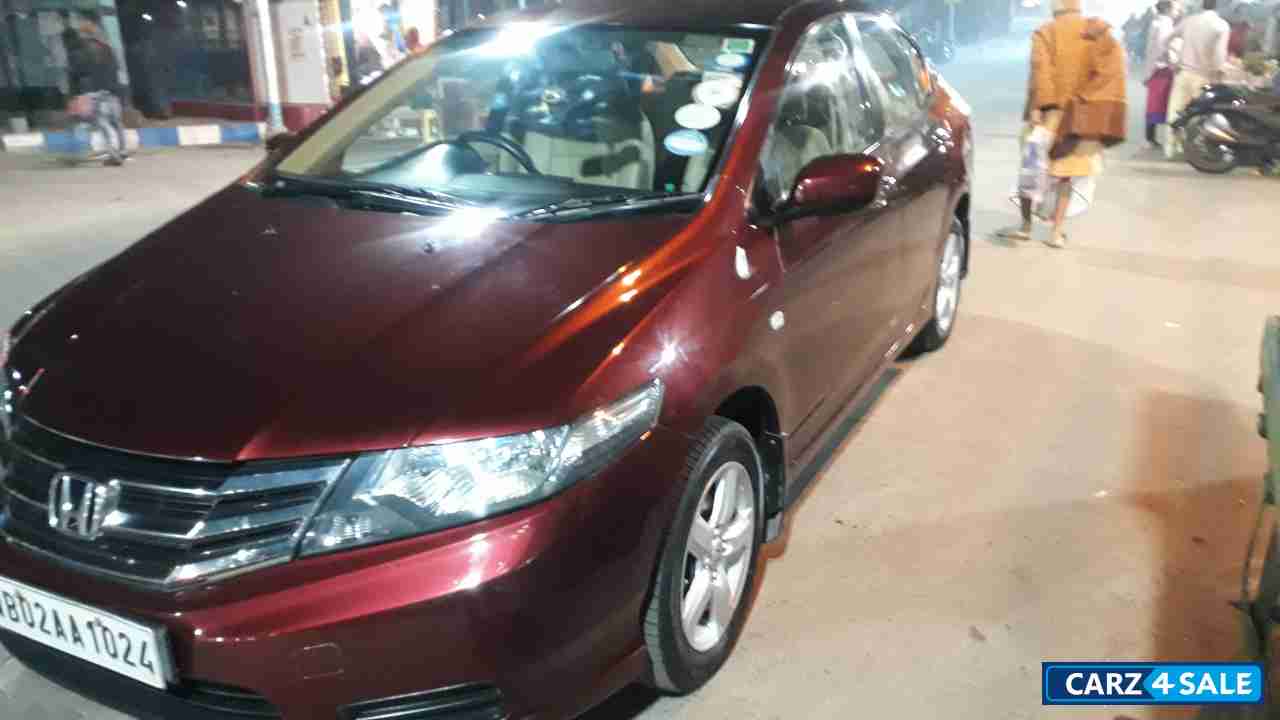 Maroonish Red Honda City 1.5 V AT
