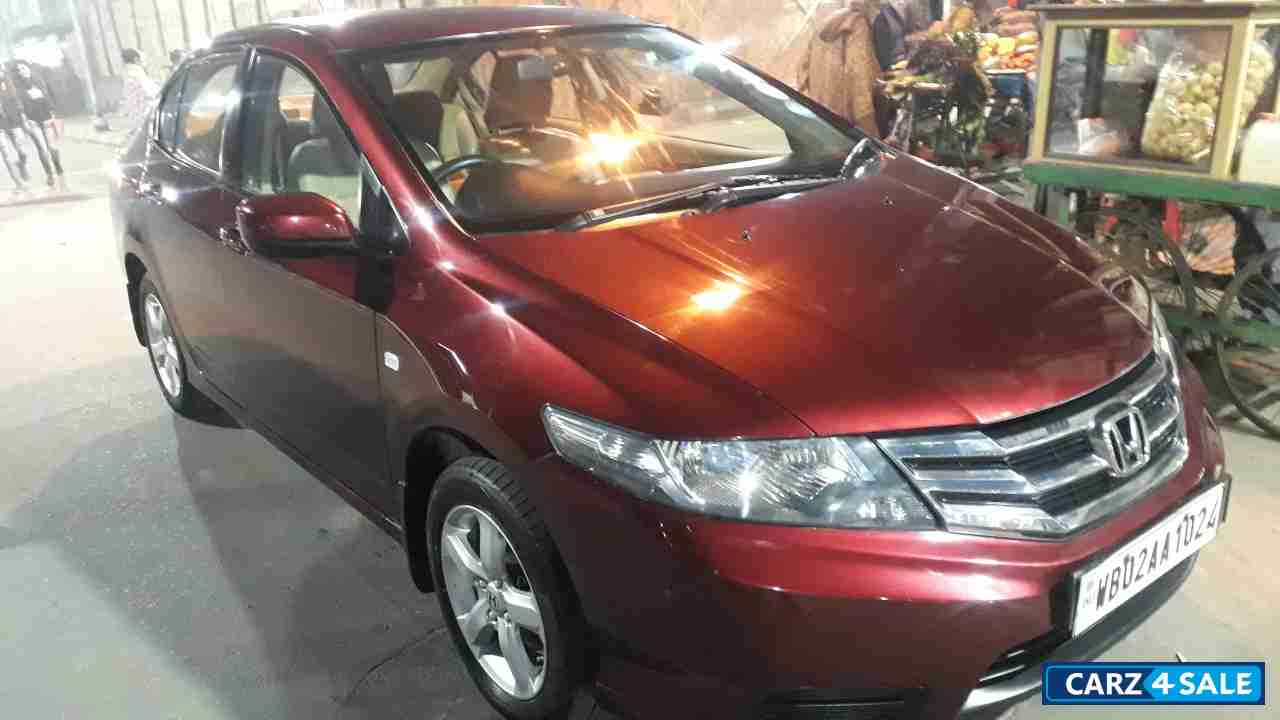 Maroonish Red Honda City 1.5 V AT