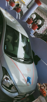 Grey Hyundai Xcent Petrol