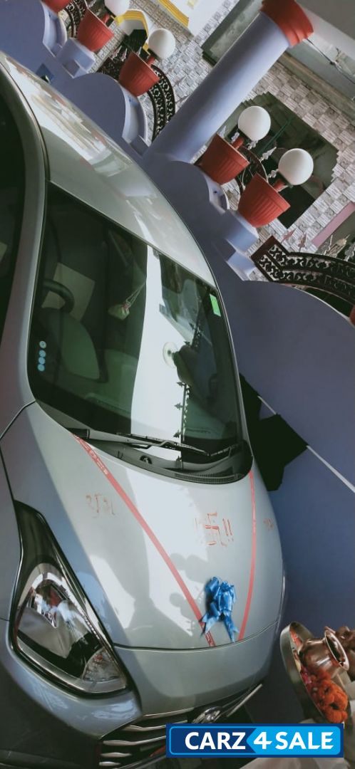 Grey Hyundai Xcent Petrol Grey Hyundai Xcent Petrol