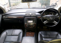 Silver Mercedes-Benz R-Class R350 4MATIC