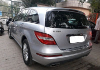 Silver Mercedes-Benz R-Class R350 4MATIC