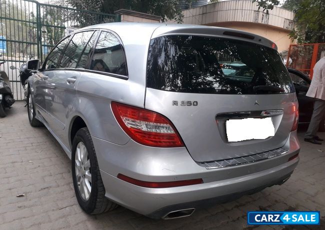 Silver Mercedes-Benz R-Class R350 4MATIC