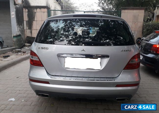 Silver Mercedes-Benz R-Class R350 4MATIC