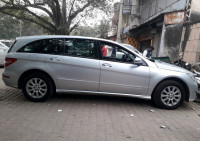 Silver Mercedes-Benz R-Class R350 4MATIC