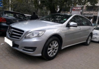 Silver Mercedes-Benz R-Class R350 4MATIC