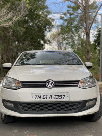 White Volkswagen Polo Highline1.5L D
