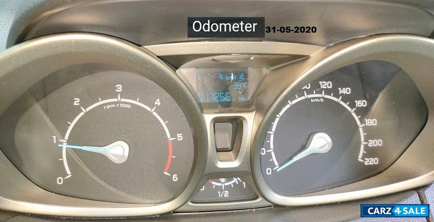 Ford EcoSport 1.5 Diesel Titanium MT