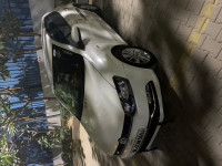 Candy White Volkswagen Polo Highline1.2L P