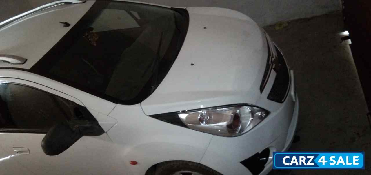 White Chevrolet Beat Diesel LT