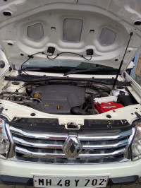 Pearl White Renault Duster 85 PS Diesel RxL