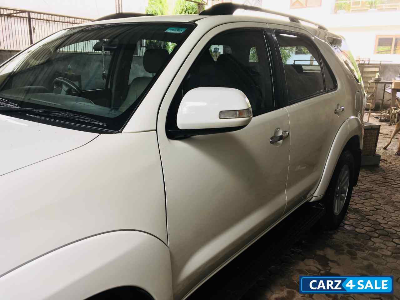 White Toyota Fortuner Diesel