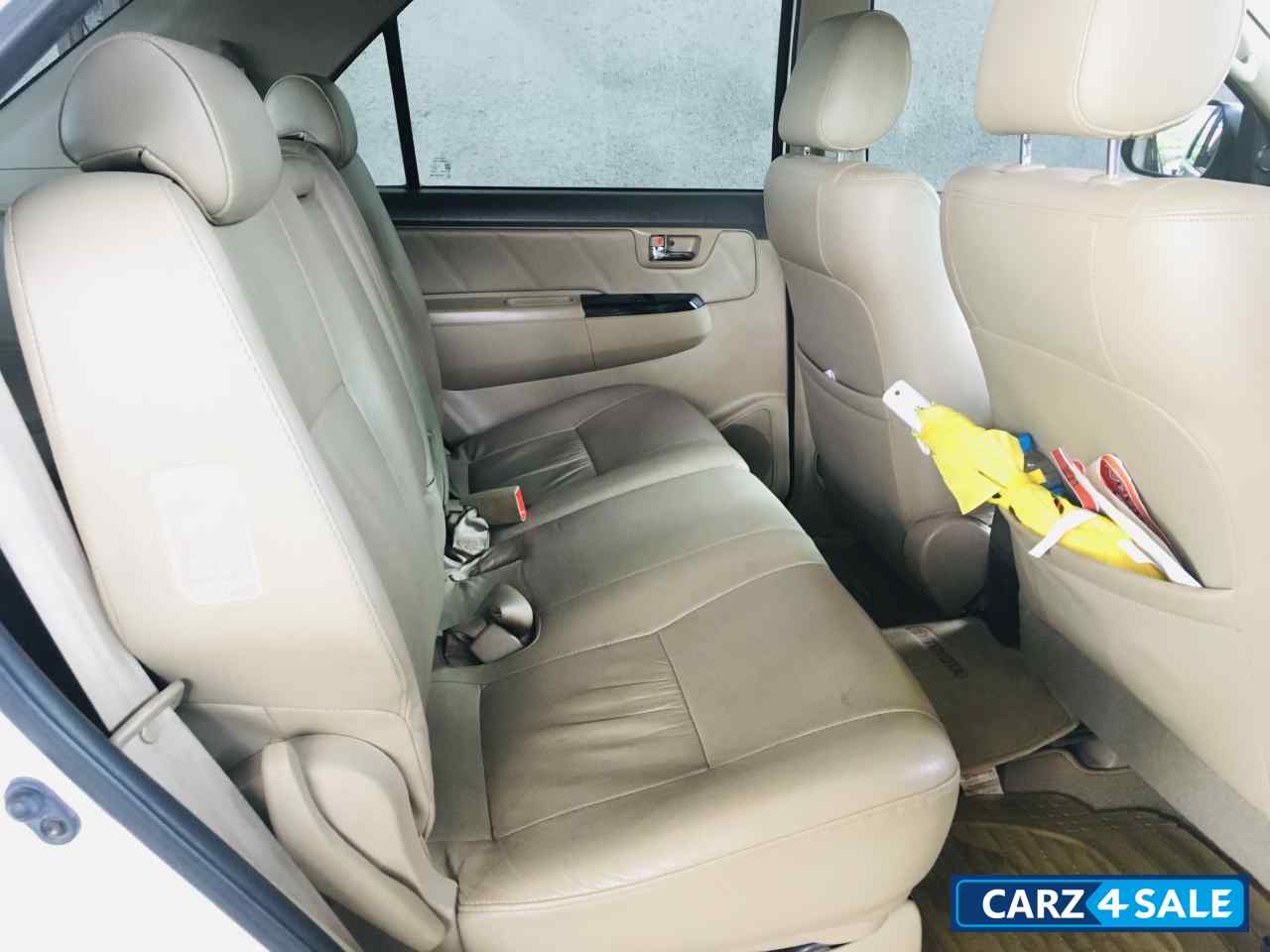 White Toyota Fortuner Diesel