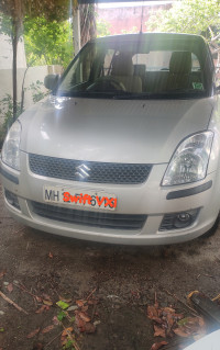 Maruti Suzuki Swift LXI 2012 Model