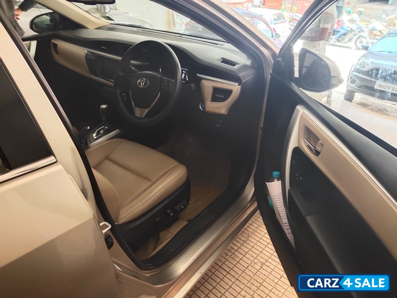 Toyota Corolla Altis 1.8 VL AT