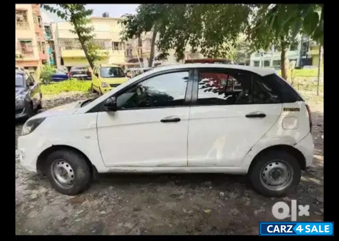 White Tata Bolt XE Diesel