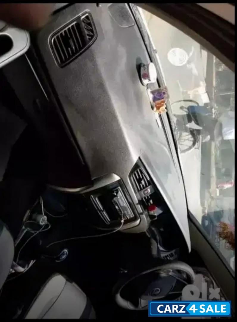 White Tata Bolt XE Diesel