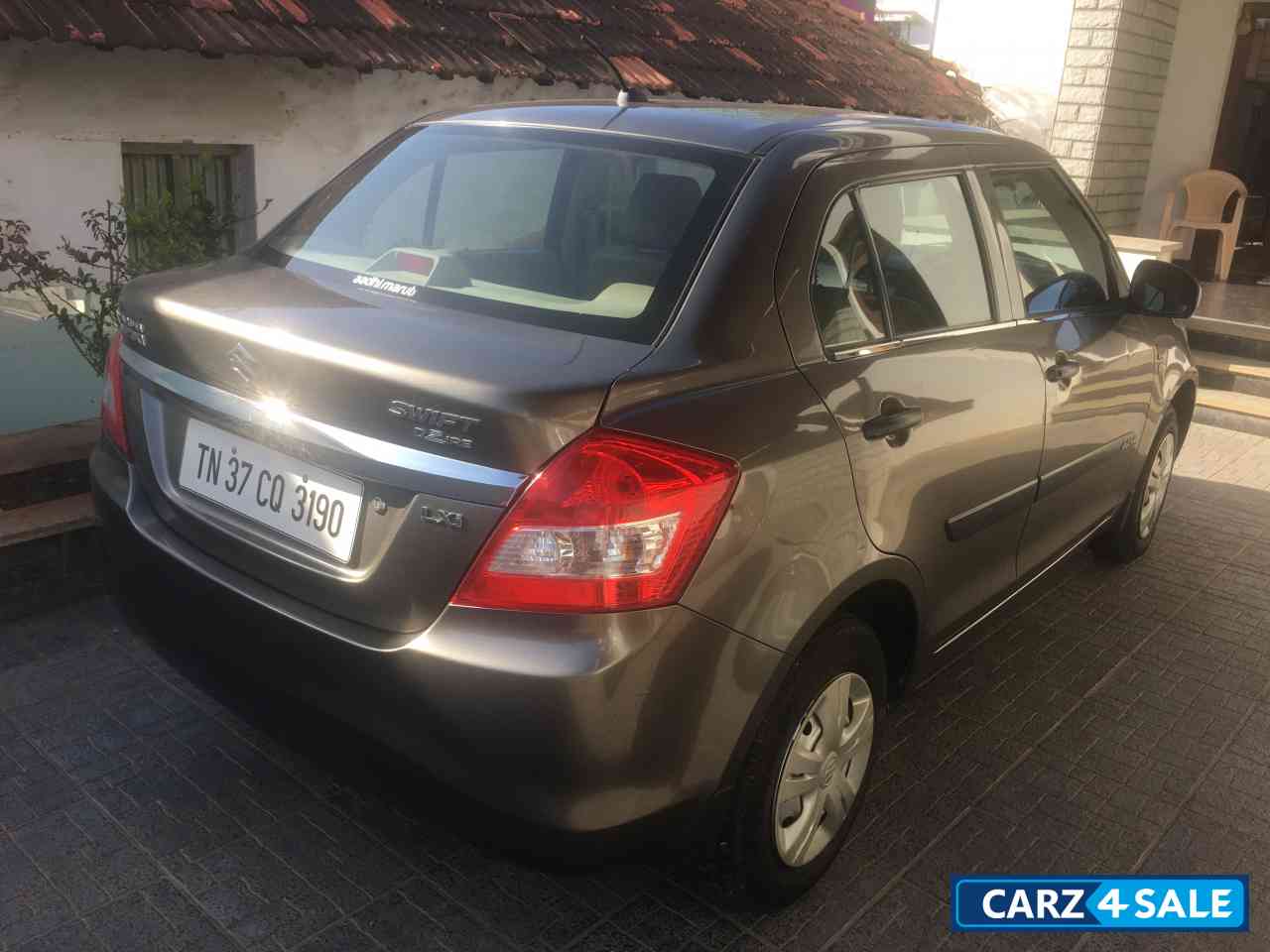 Maruti Suzuki Dzire LXI Petrol