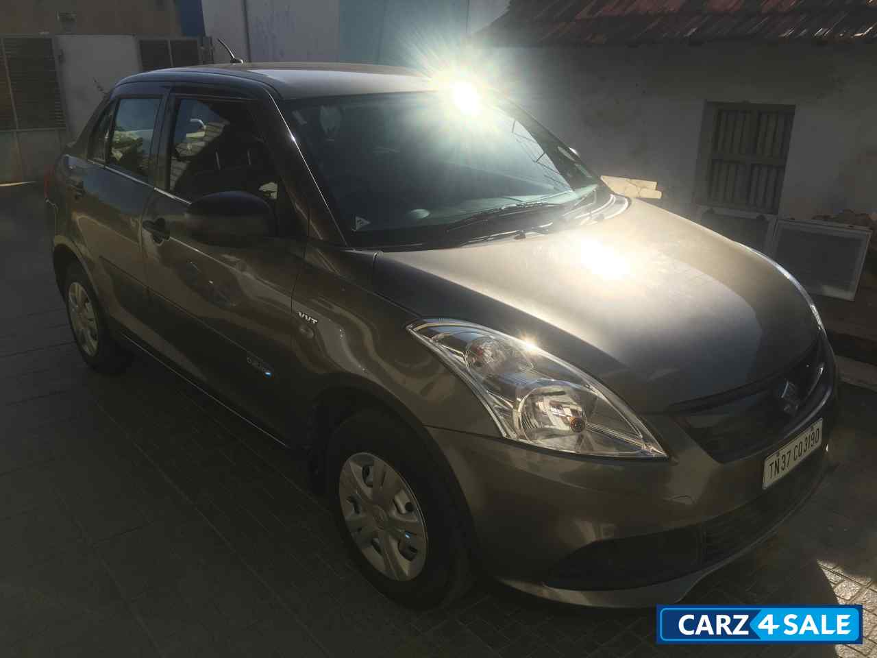 Maruti Suzuki Dzire LXI Petrol
