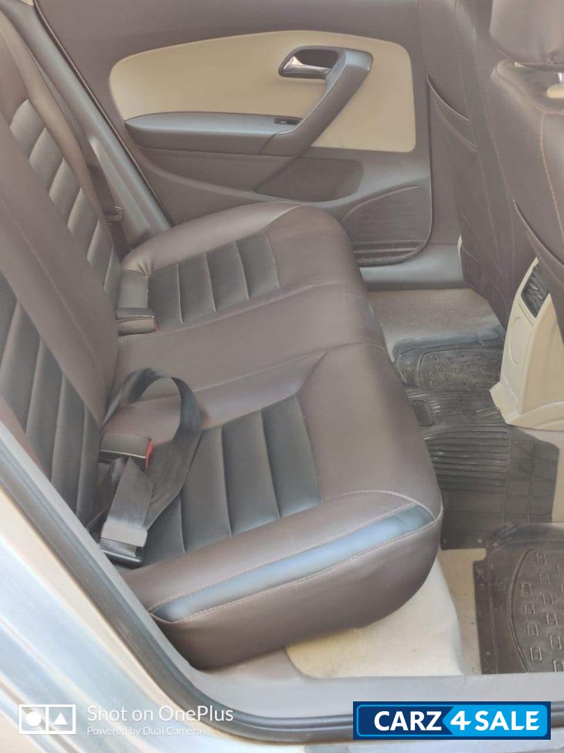 Reflex Silver Volkswagen Vento Diesel Trendline