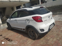 White Ford Freestyle 1.5 Diesel Titanium MT