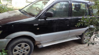 Black Chevrolet Tavera Chevrolet Tavera Neo max 10 seaters