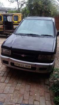 Black Chevrolet Tavera Chevrolet Tavera Neo max 10 seaters