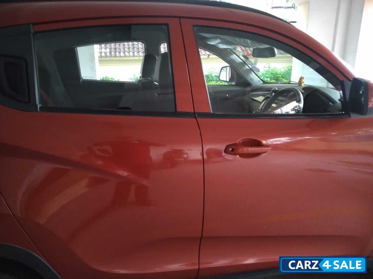 Mahindra KUV100 K4 D 6 STR