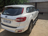 Ford Endeavour 3.2L Diesel Titanium Plus 4x4 AT