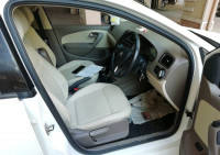 White Skoda Rapid 1.6 MPI Ambition MT