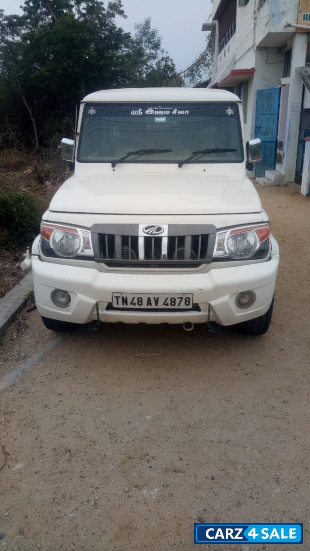 Pearl White Mahindra Bolero ZLX BS III