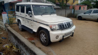 Pearl White Mahindra Bolero ZLX BS III