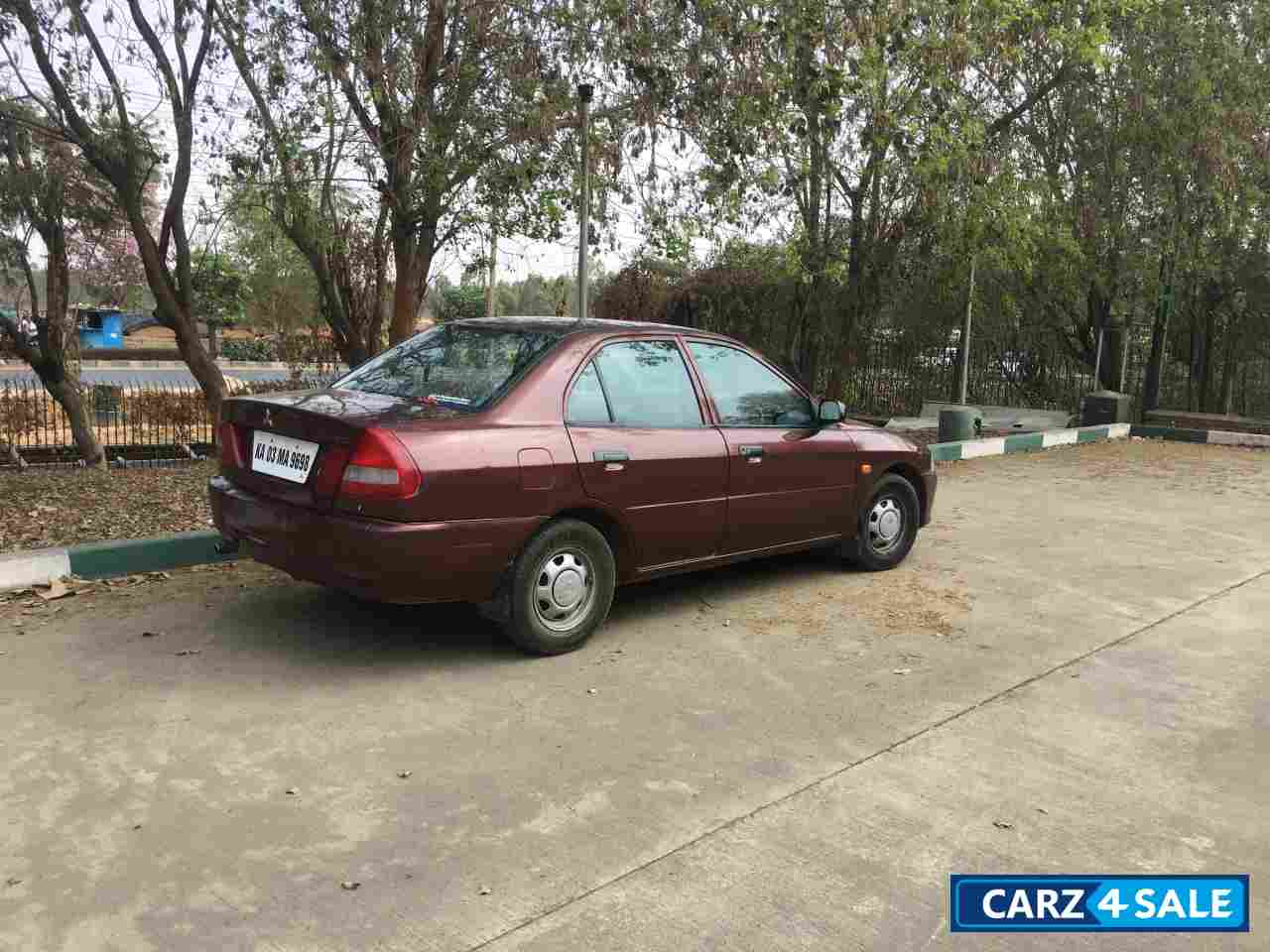 Mitsubishi Lancer GLXi 1.5