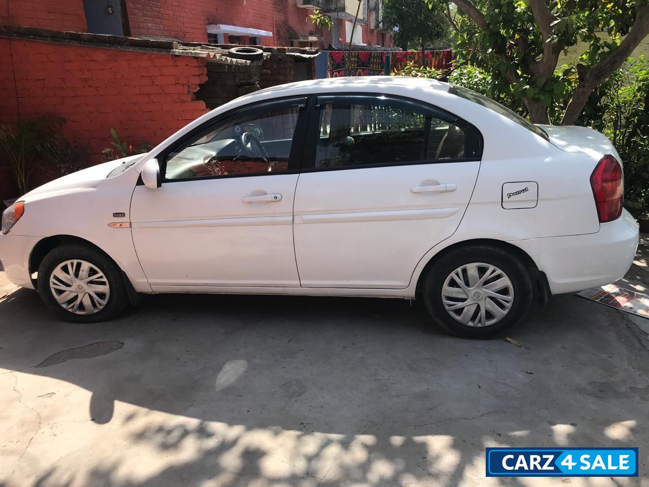 Hyundai Verna 1.6L Gamma VTVT 4 Speed AT