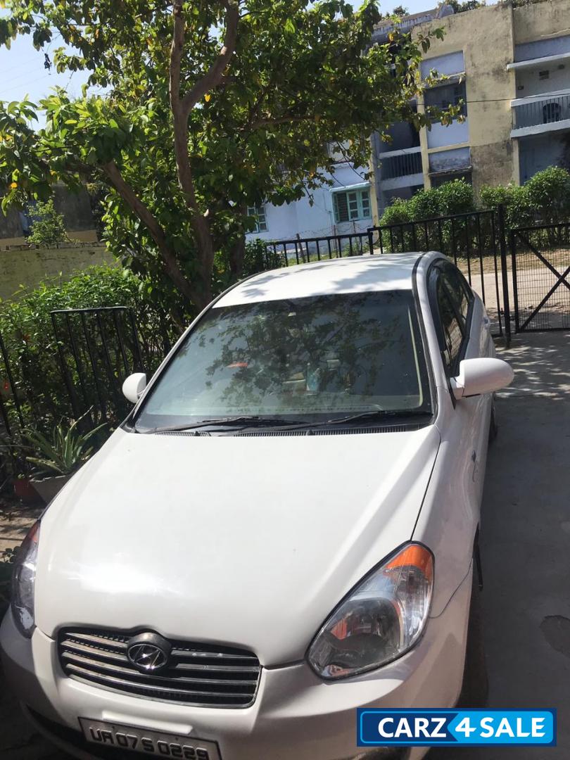 Hyundai Verna 1.6L Gamma VTVT 4 Speed AT