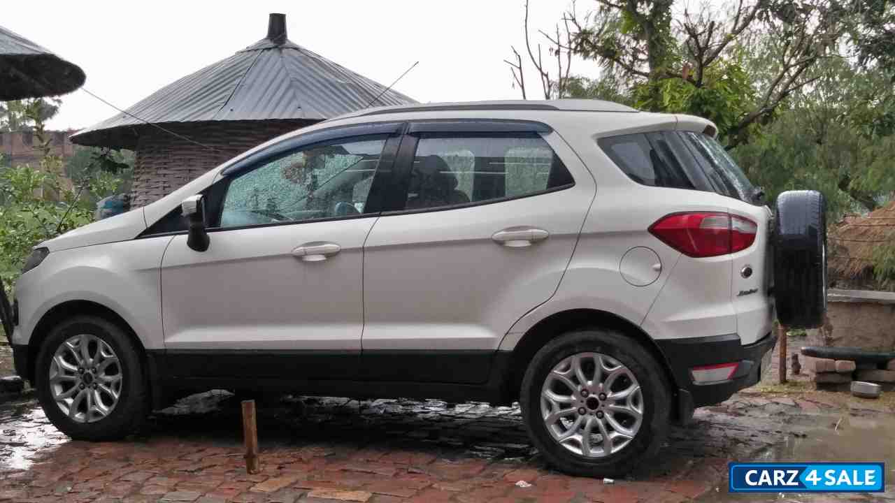 Ford EcoSport 1.5 Diesel Titanium MT