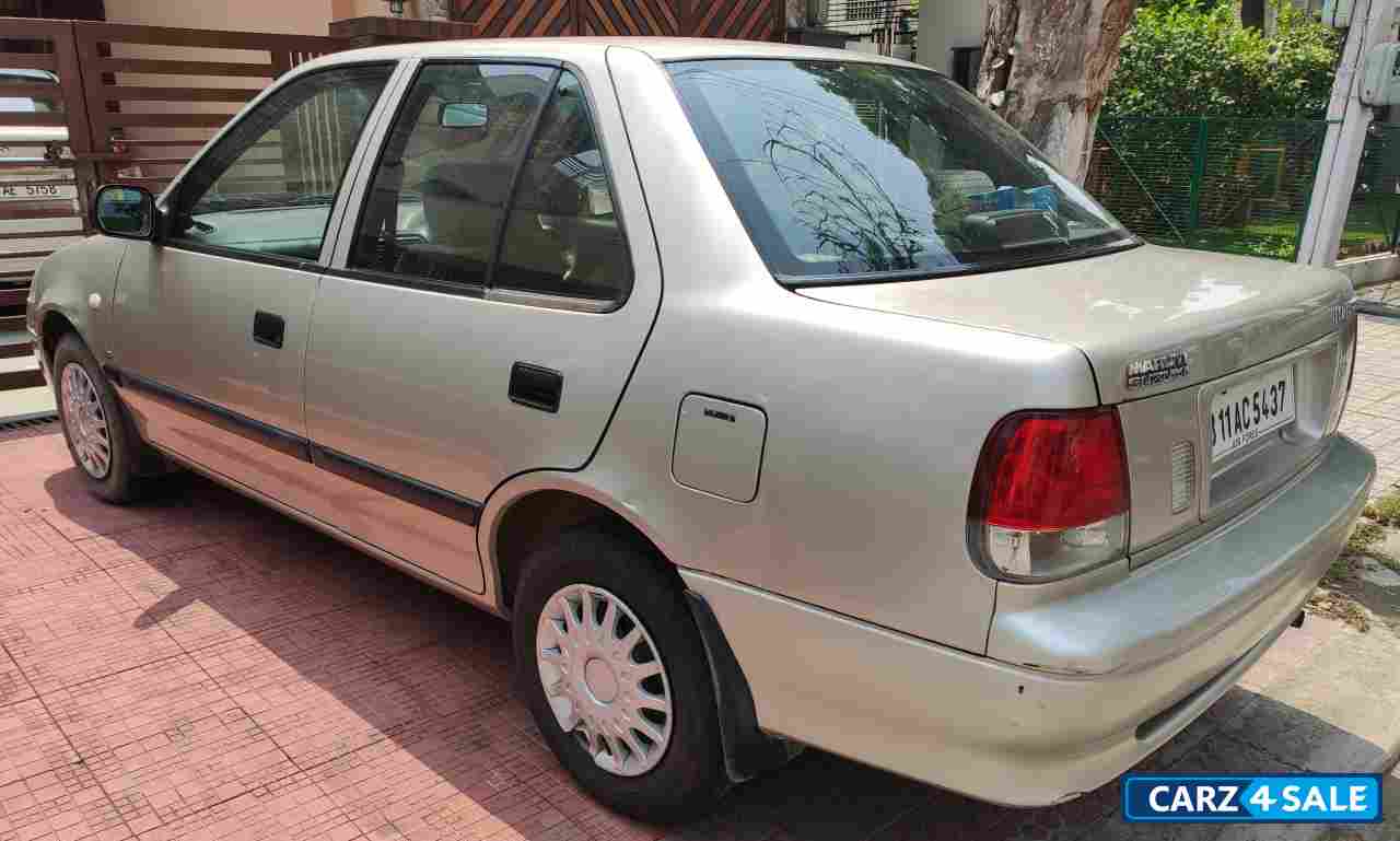 Pearl Silver Maruti Suzuki Esteem LXi BS-III