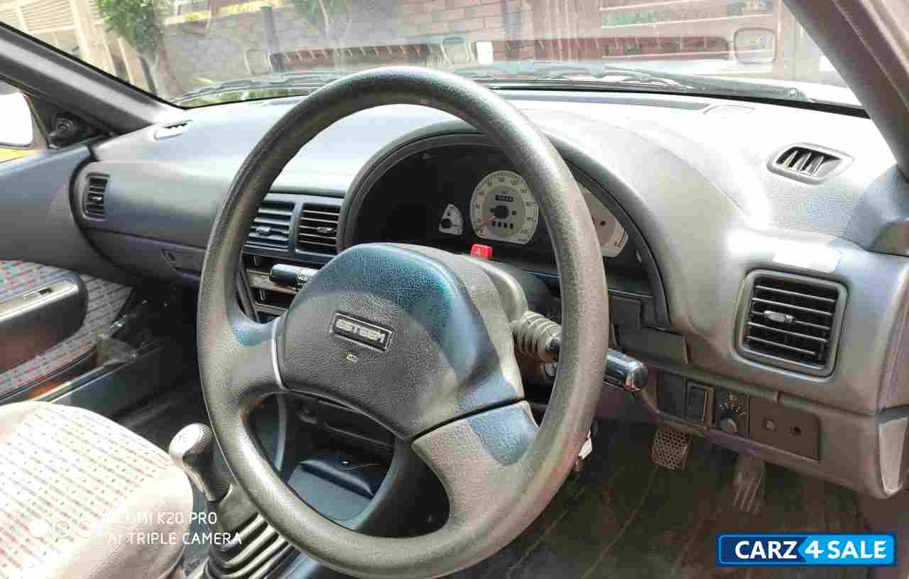 Pearl Silver Maruti Suzuki Esteem LXi BS-III